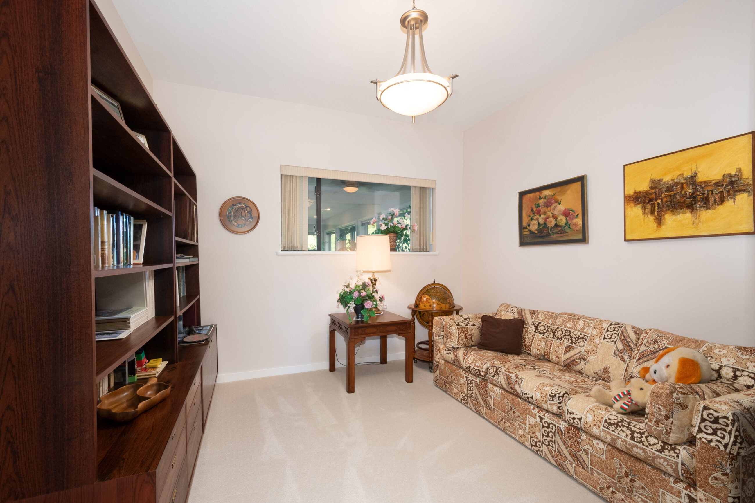 4228 Rockridge Crescent